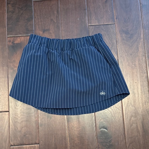 ALO Yoga Dresses & Skirts - Alo Navy Pinstripe Athletic Skirt